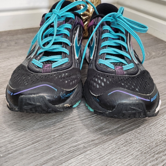 Brooks womens sneakers size 7.5 - Picture 7 of 8